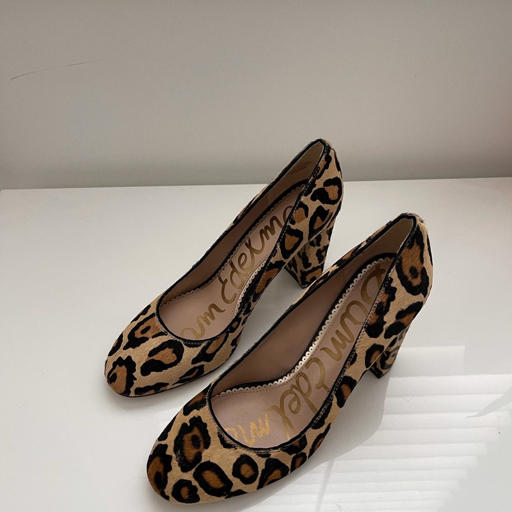Sam Edelman Leopard Print Heel - Picture 3 of 5